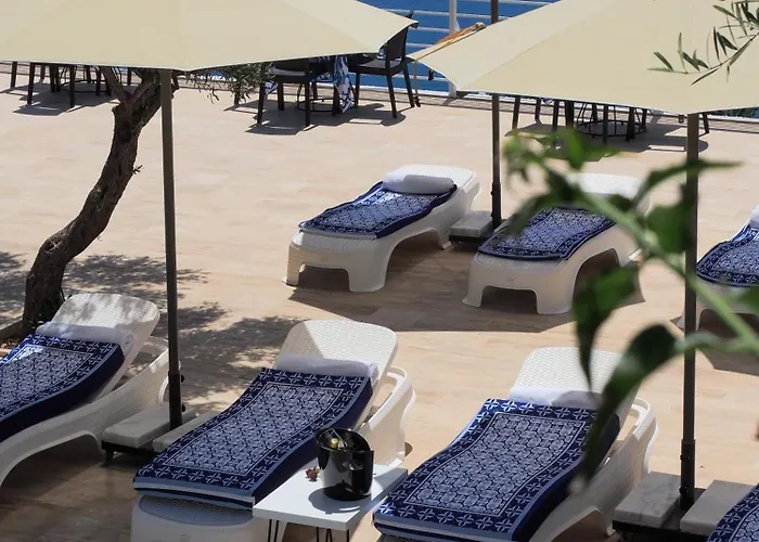 Ξενοδοχείο Oliva Mare 3*